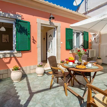 Xenia House Apartment